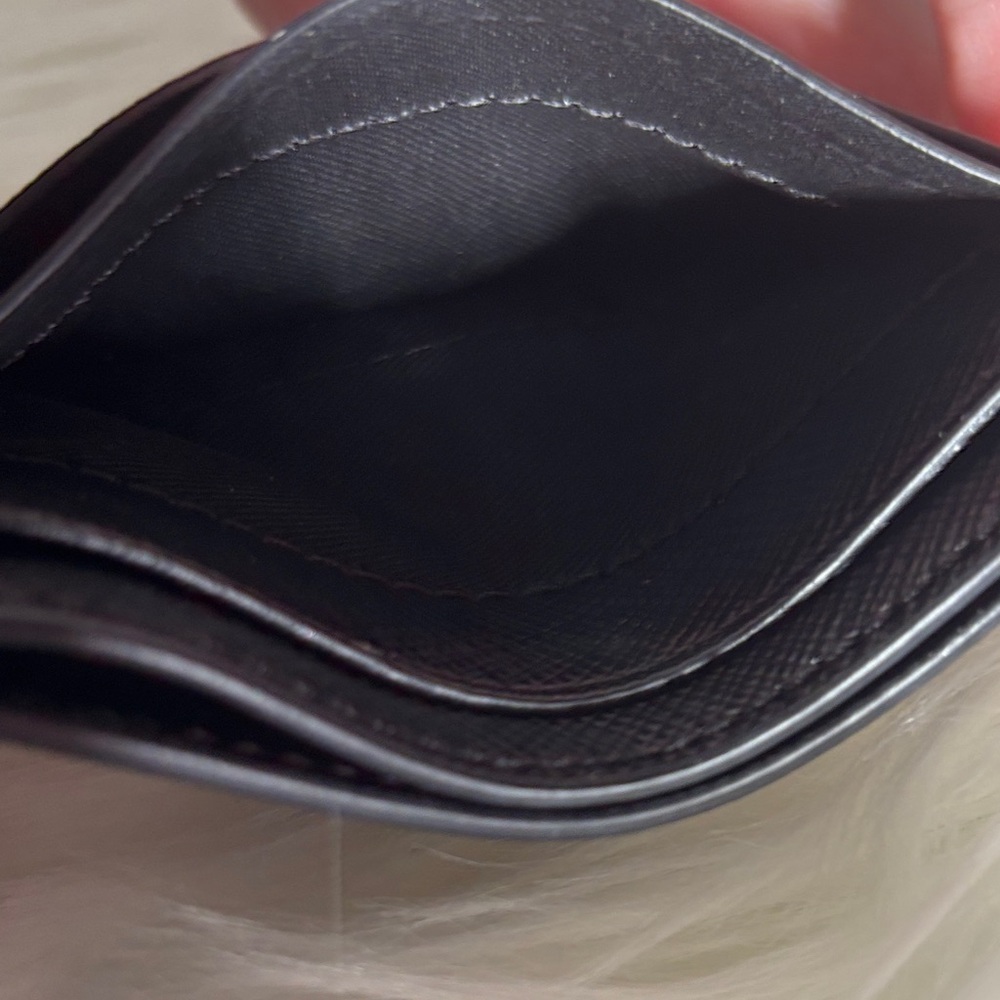 Kate Spade Two-Tone Black & Taupe Cardholder - Picture 11 of 12